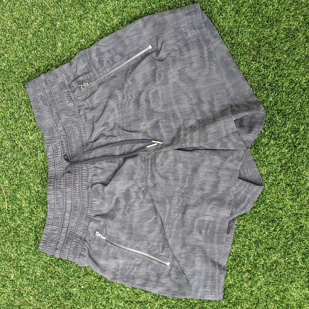 Athleta Camden printed short